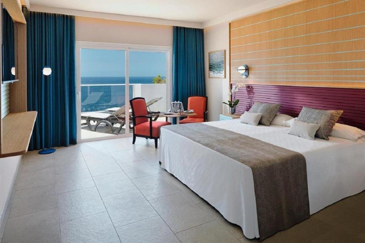 Adrian Roca Nivaria Hotel Costa Adeje (Tenerife)